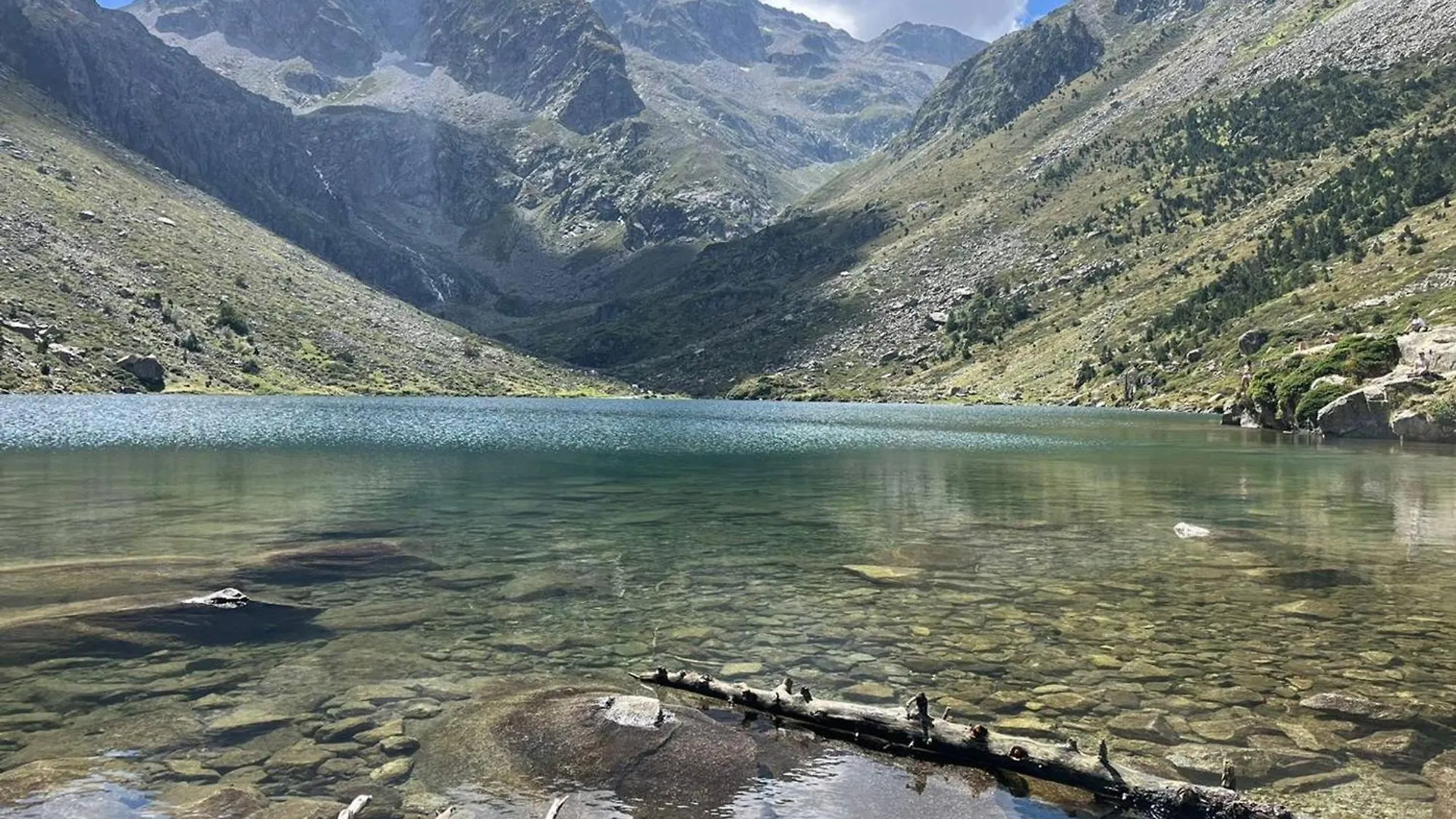 Studio A Cauterets Avec Piscine Et Animaux Admis - Fr-1-812-94 Lägenhet